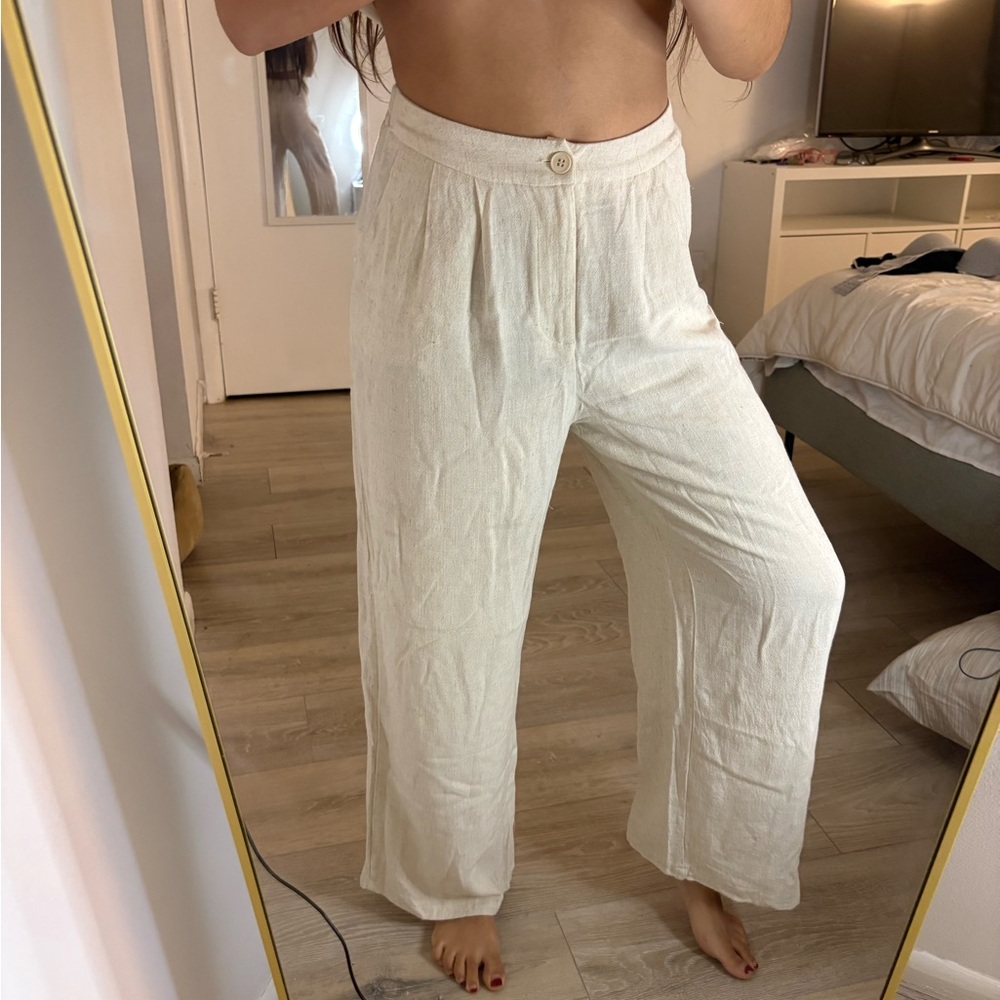 SHEIN Cream Textured Fabric